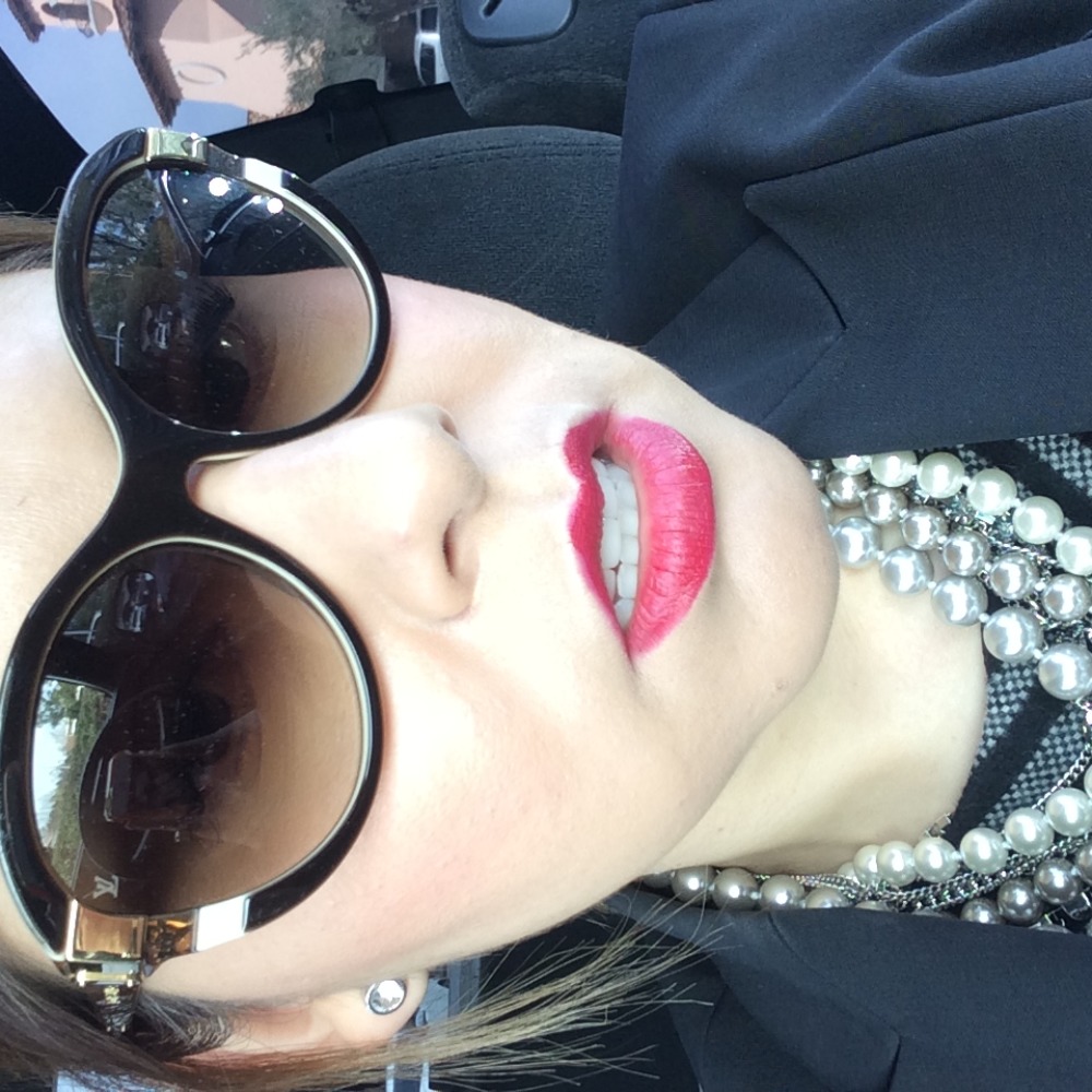 Meet your Posher, Pilar